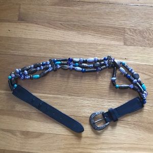 Beautiful vintage navy Blue beaded belt. Size medium